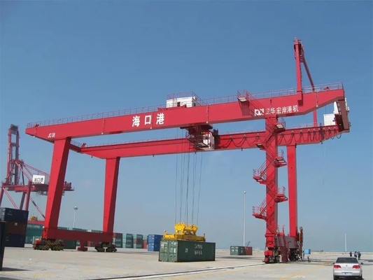 50/ 10 Ton Lifting Container 20 ' 40 ' RMG de Op rails gemonteerde Kraan van de Containerbrug