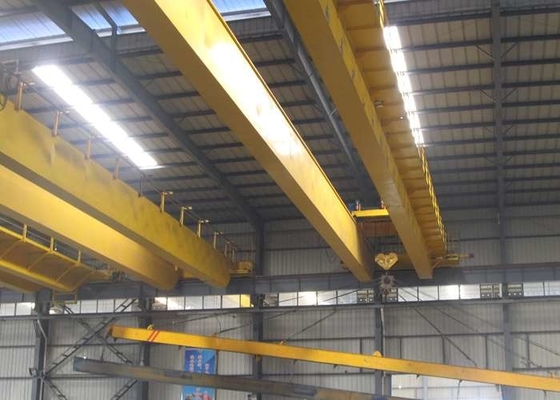 32 ton dubbele snelheid bovenloophijswagenkraan voor het hijsen van spoelen