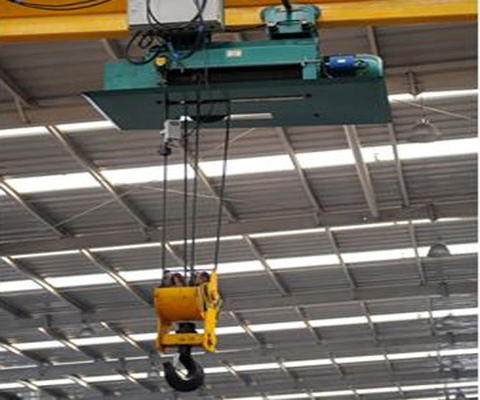 Vuurvaste Metallurgie 3-13KW Elektrische Opheffende Kruk met Veiligheids Dubbele Rem
