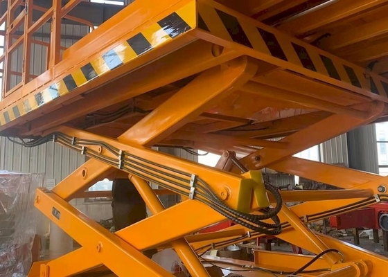 OEM 3.98mx1.83m Platform680kg Diesel Schaarlift voor Ongelijke Grond