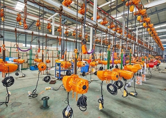 Middelgrote Op zwaar werk berekende Lage het Hijstoestel IP55 van de Vrije hoogteketting Industriële Materiële Behandelingshijstoestellen