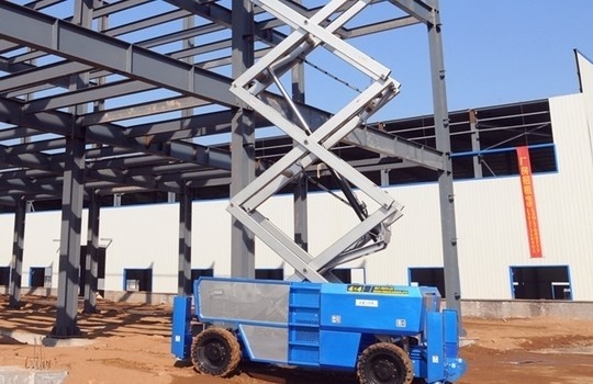 Van het het Platform Ruwe Terrein van GTZN Industriële Hydraulische Opheffende de Schaarlift met Kraanbalken