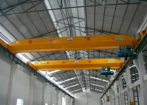 Ce ISO A5 39m Spanwijdte Lucht Reizende Brug Crane For Material Yards