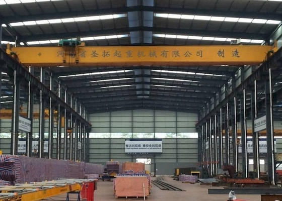 Ce ISO A5 39m Spanwijdte Lucht Reizende Brug Crane For Material Yards