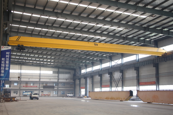 1 Ton To 10 Ton Wireless Radio Remote Control Luchtcrane single beam bridge crane